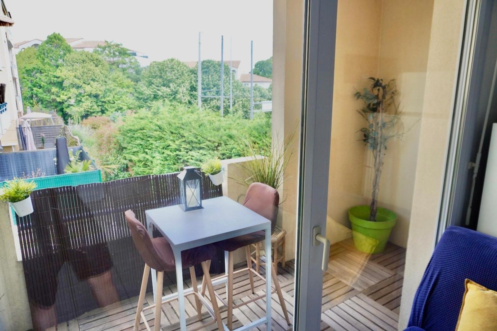 T2 Lumineux Et Piscine Apartment Montpellier Luaran gambar